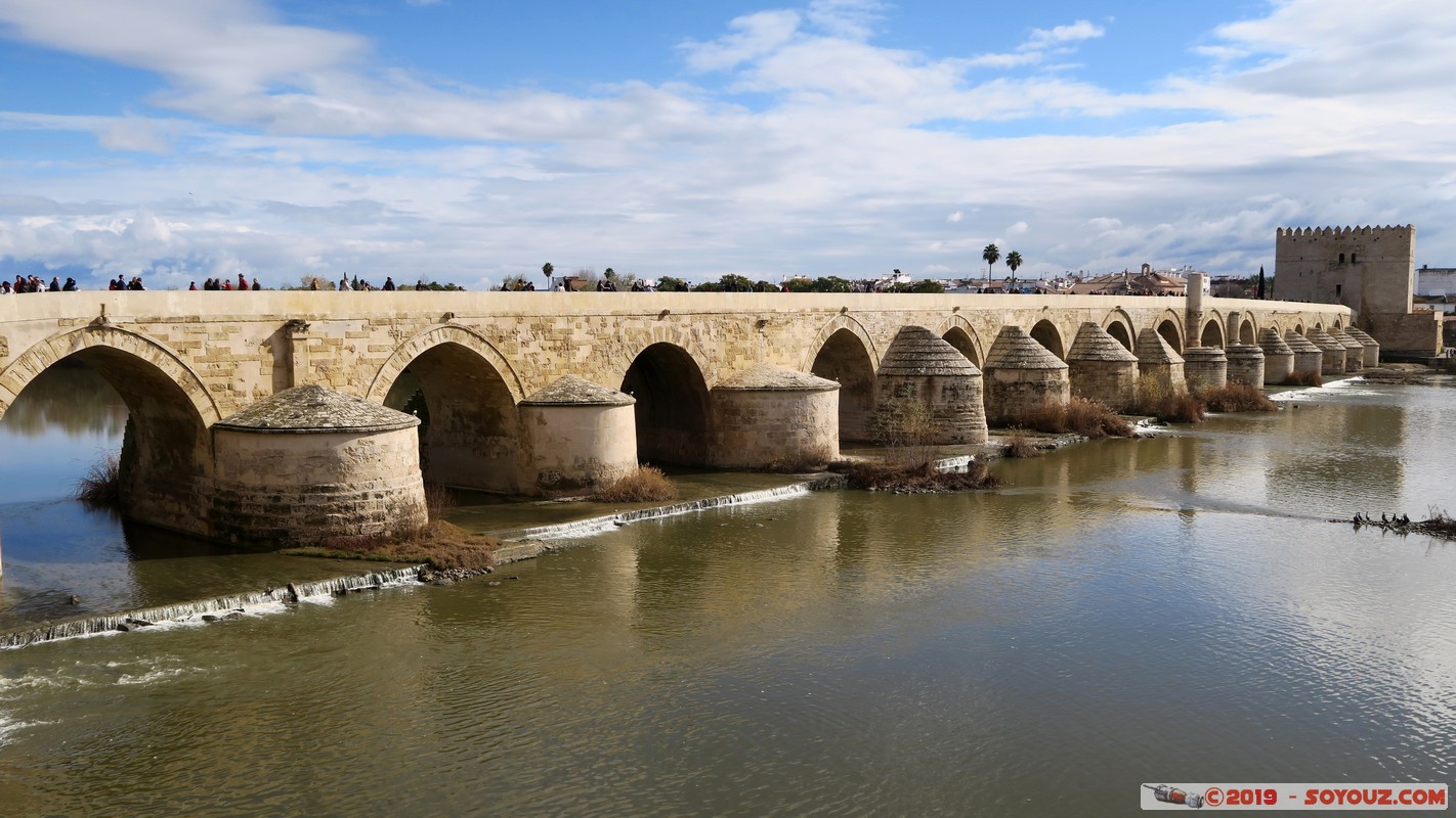 Cordoba - Puente Romano
Mots-clés: Andalucia Córdoba ESP Espagne Terrenos Del Castillo (Cordoba) Ruines romaines Puente Romano