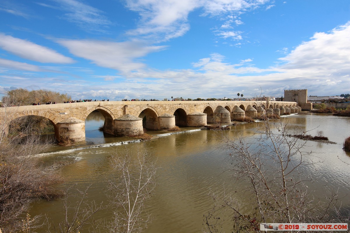 Cordoba - Puente Romano
Mots-clés: Andalucia Córdoba ESP Espagne Terrenos Del Castillo (Cordoba) Puente Romano Ruines romaines Riviere