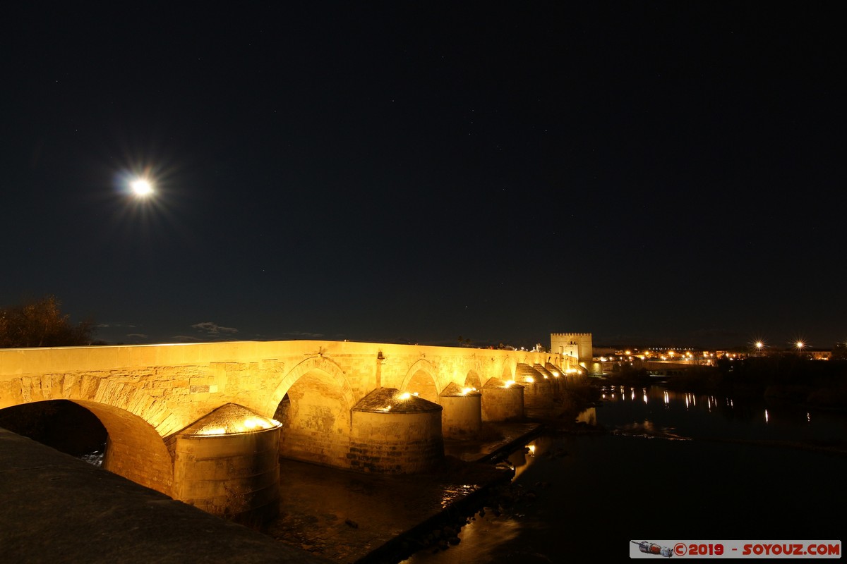 Cordoba by Night -  Puente Romano
Mots-clés: Andalucia Córdoba ESP Espagne Pitas, Las (Cordoba) Nuit Riviere Puente Romano Ruines romaines Lune