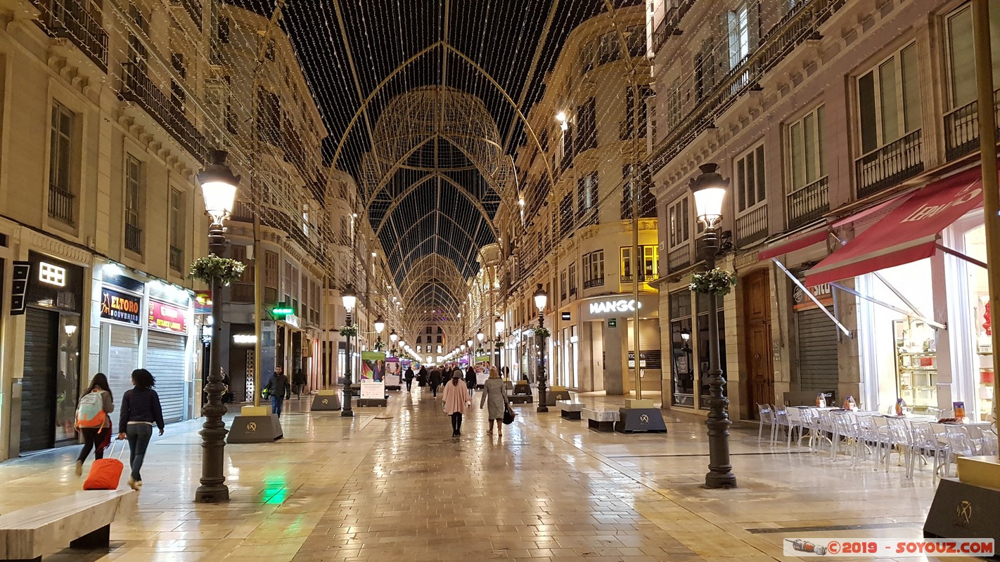 Malaga by Night - Calle Marques de Larios
Mots-clés: Andalucia ESP Espagne Malaga Málaga Nuit Calle Marques de Larios