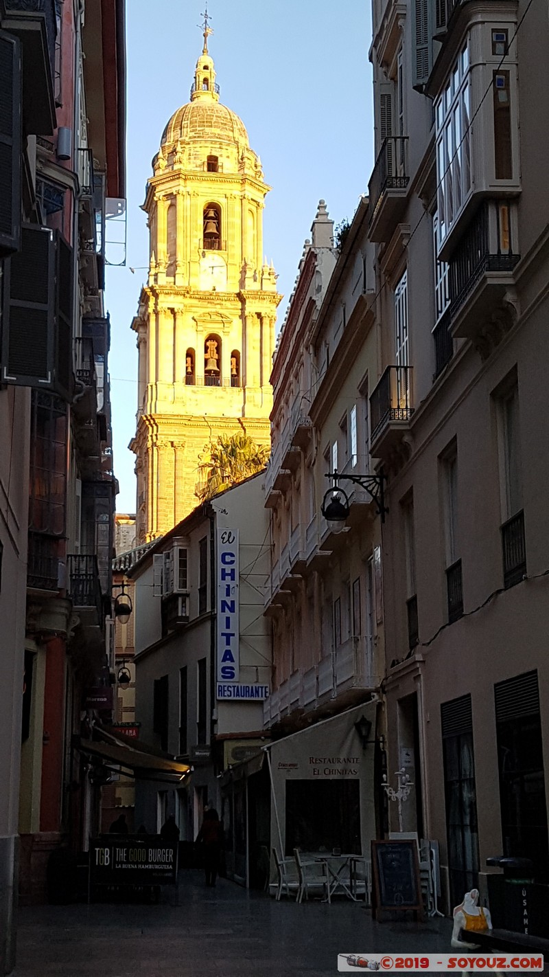 Malaga - Catedral de la Encarnacion
Mots-clés: Andalucia ESP Espagne Malaga Málaga Calle San Juan Lumiere Egli$e Catedral de la Encarnacion