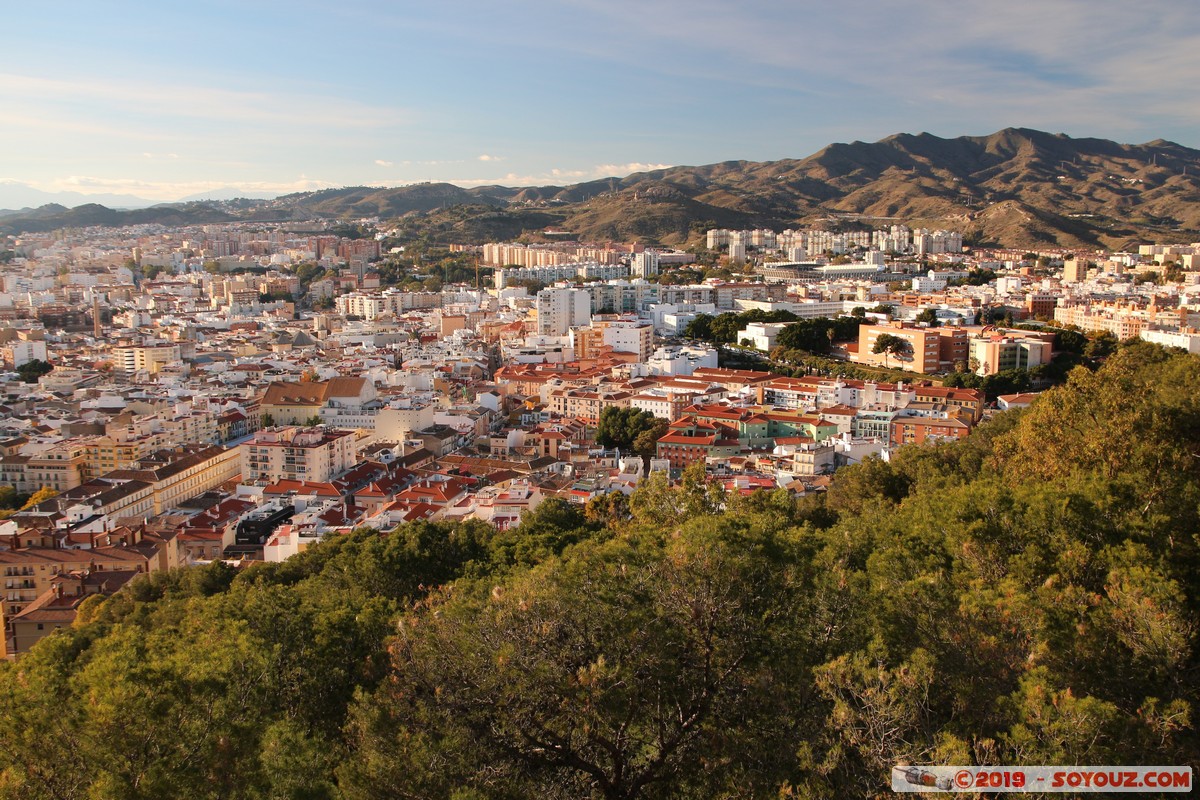 Malaga - Vista desde Castillo de Gibralfaro
Mots-clés: Andalucia ESP Espagne Malaga Málaga Castillo de Gibralfaro Lumiere Arbres Montagne