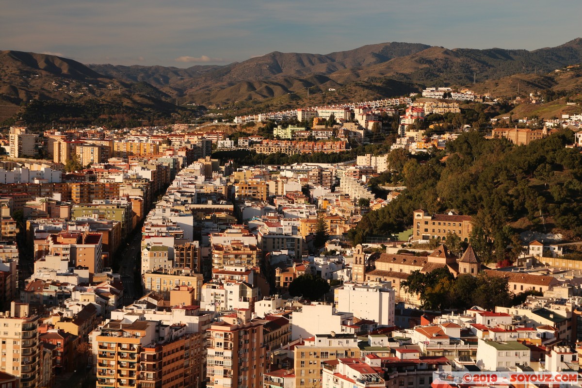 Malaga - Vista desde Castillo de Gibralfaro
Mots-clés: Andalucia ESP Espagne Malaga Málaga Castillo de Gibralfaro Montagne Lumiere