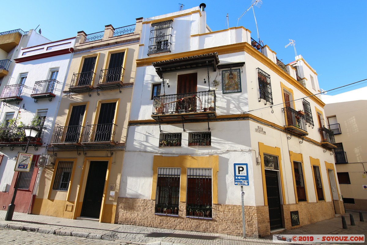 Sevilla - Calle Dona Maria Coronel
Mots-clés: Andalucia ESP Espagne Sevilla Calle Dona Maria Coronel