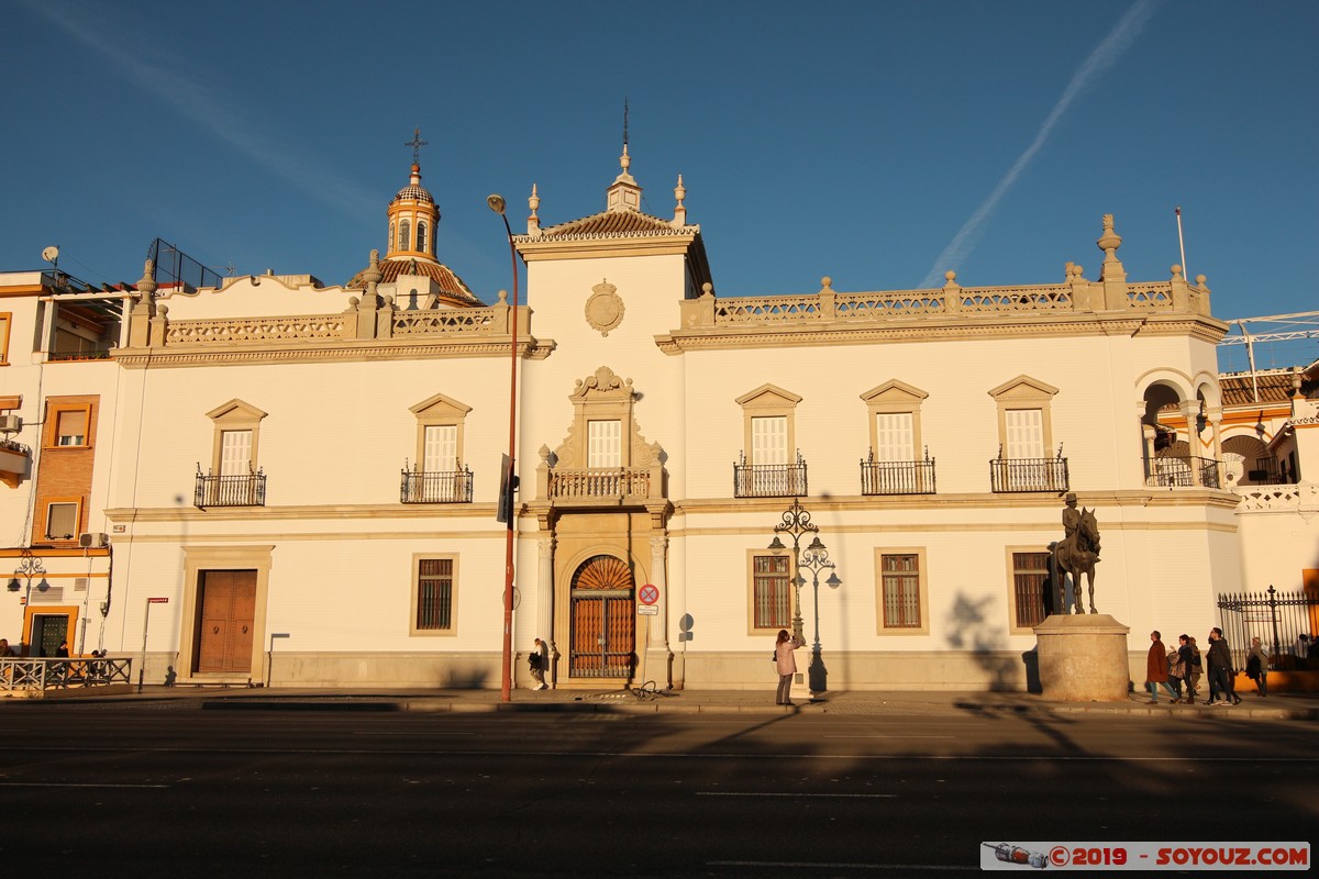 Sevilla - Real Maestranza de Caballería
Mots-clés: Andalucia ESP Espagne Sevilla Triana Real Maestranza de Caballería Paseo Alcalde Marques de Contadero