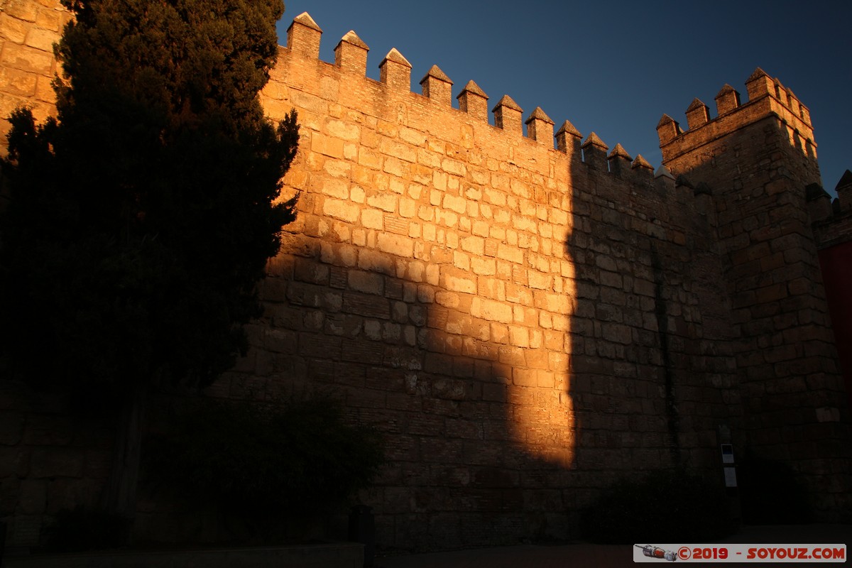 Sevilla - Real Alcazar
Mots-clés: Andalucia ESP Espagne Sevilla Triana Real Alcazar chateau patrimoine unesco sunset