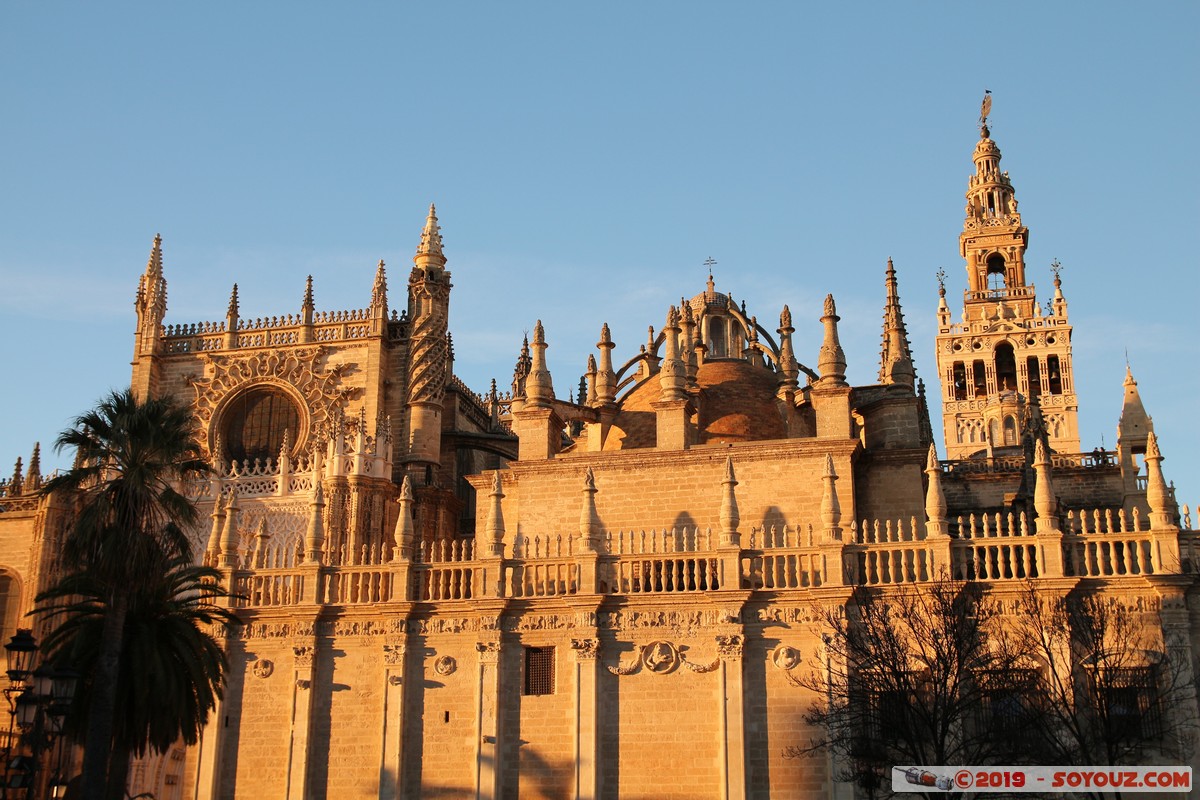 Sevilla - Catedral de Santa Maria de la Sede
Mots-clés: Andalucia ESP Espagne Sevilla Triana Catedral de Santa Maria de la Sede patrimoine unesco Egli$e Lumiere sunset