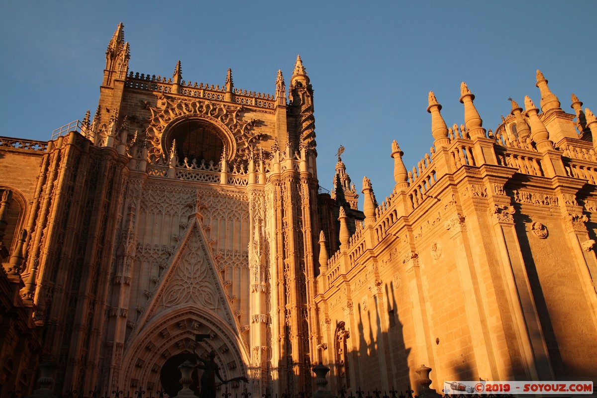 Sevilla - Catedral de Santa Maria de la Sede
Mots-clés: Andalucia ESP Espagne Sevilla Triana Catedral de Santa Maria de la Sede patrimoine unesco Egli$e Lumiere