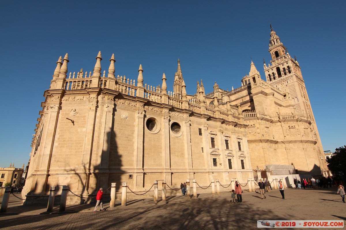 Sevilla - Catedral de Santa Maria de la Sede
Mots-clés: Andalucia ESP Espagne Sevilla Triana Catedral de Santa Maria de la Sede patrimoine unesco Egli$e