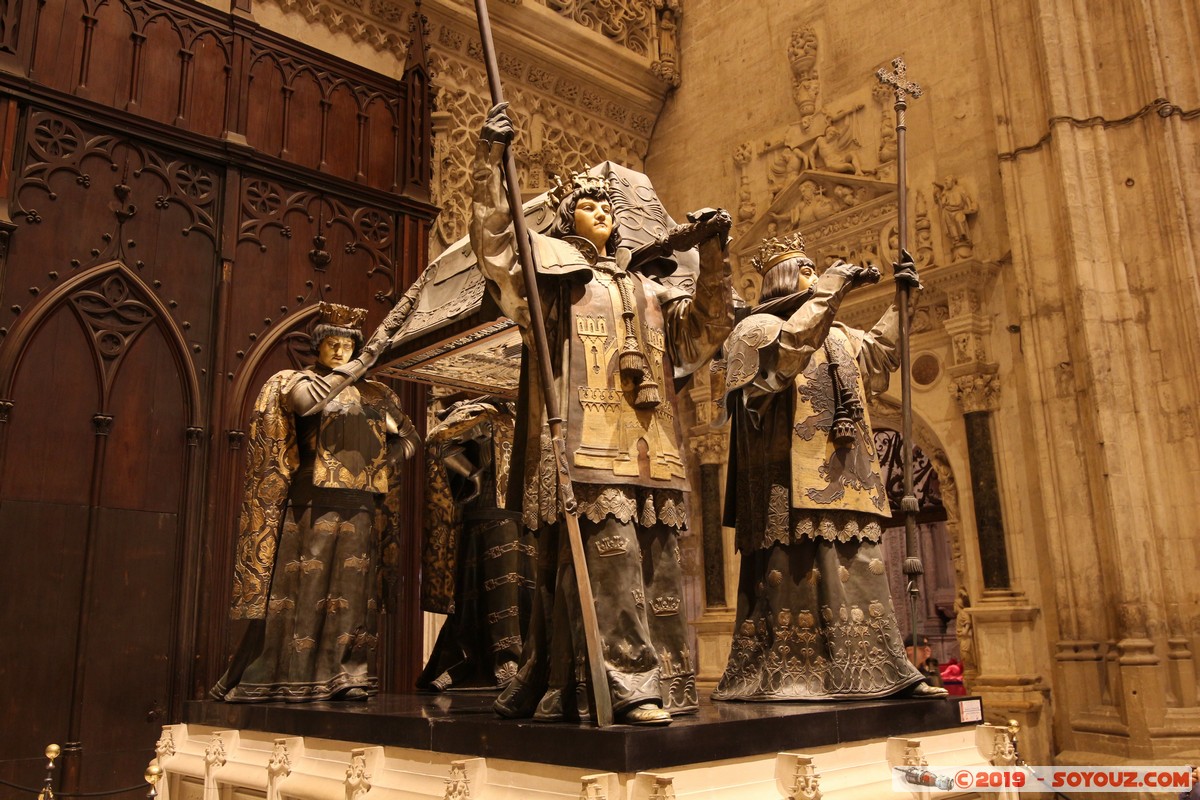 Sevilla - Catedral de Santa Maria de la Sede - Tumba de Cristobal Colon
Mots-clés: Andalucia ESP Espagne Sevilla Triana Catedral de Santa Maria de la Sede patrimoine unesco Egli$e Tumba de Cristobal Colon sculpture