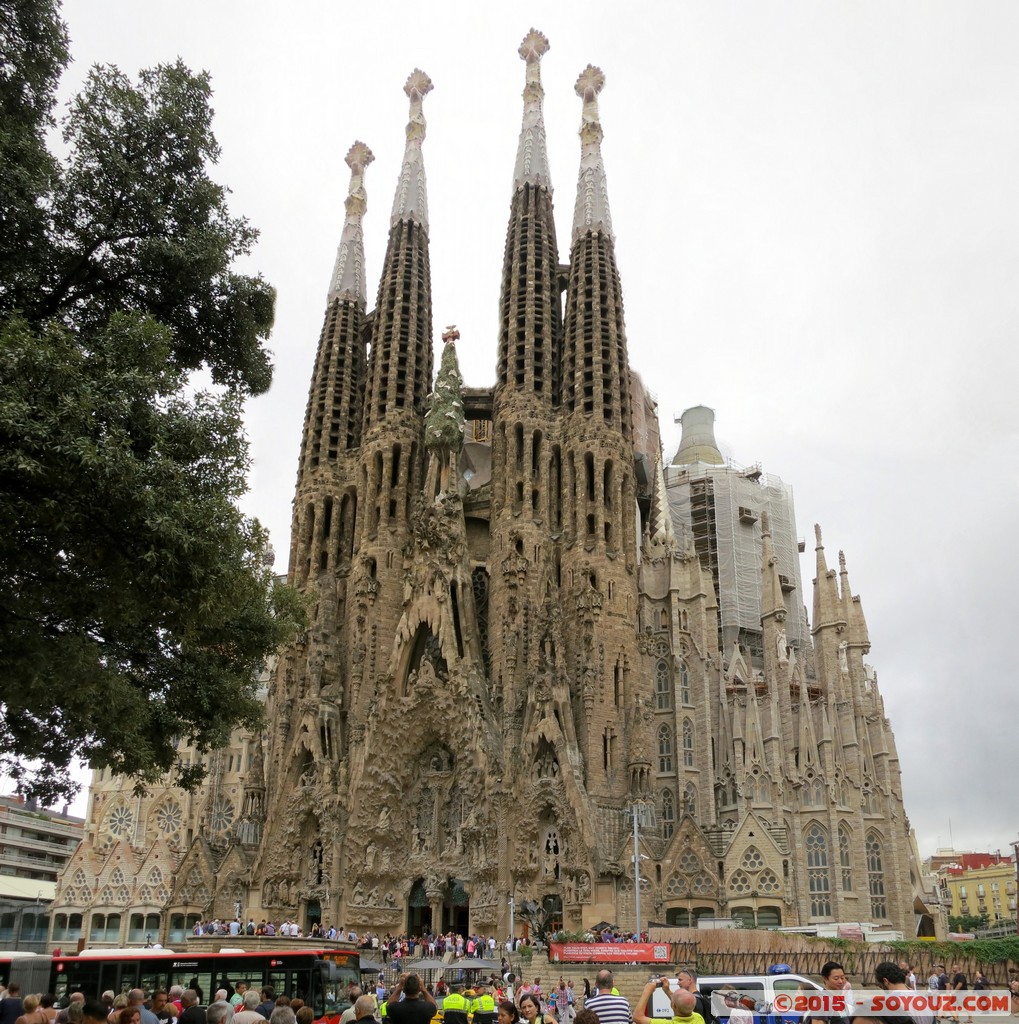 Barcelona - Sagrada Familia
Stitched Panorama
Mots-clés: Barcelona Cataluna ESP Espagne geo:lat=41.40449704 geo:lon=2.17578650 geotagged Sagrada Família Sagrada Familia Eglise patrimoine unesco