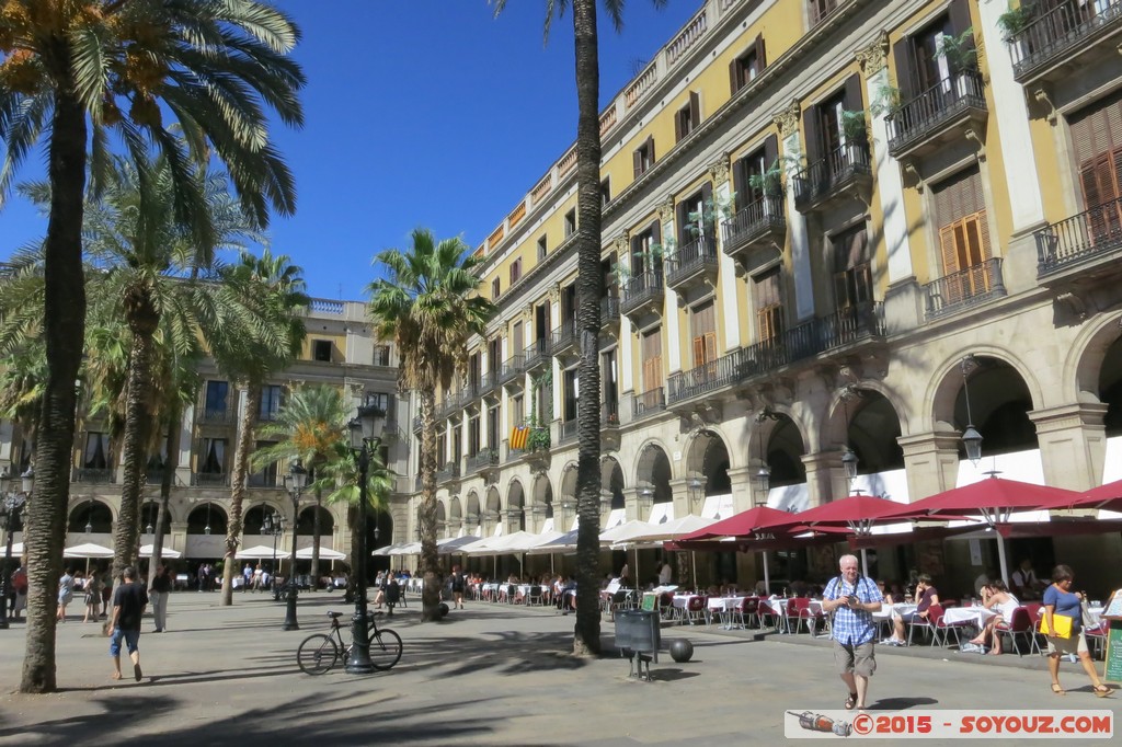 Barcelona - Barri Gotic - Placa Reial
Mots-clés: Barcelona Cataluna Ciutat Vella ESP Espagne geo:lat=41.38007304 geo:lon=2.17527151 geotagged Barri Gotic Placa Reial