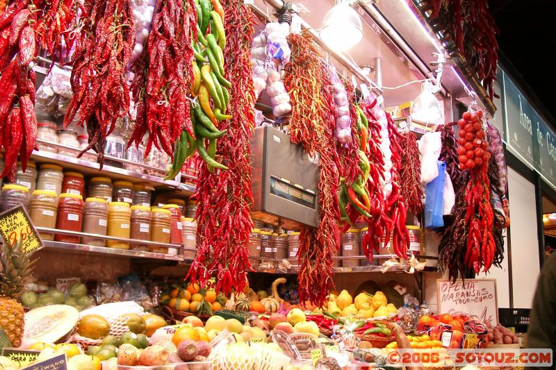 Piments
Mercat Boqueria
Mots-clés: Barcelona Barcelone Catalogne Espagne Gaudi La Ciutadella Mercat Boqueria Parc Güell Sagrada Familia