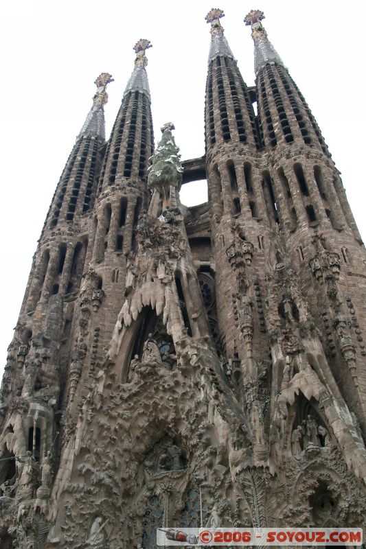 Fachada del nacimiento - façade de la nativité
Sagrada Familia - coté réalisé par Gaudi
Mots-clés: Barcelona Barcelone Catalogne Espagne Gaudi La Ciutadella Mercat Boqueria Parc Güell Sagrada Familia