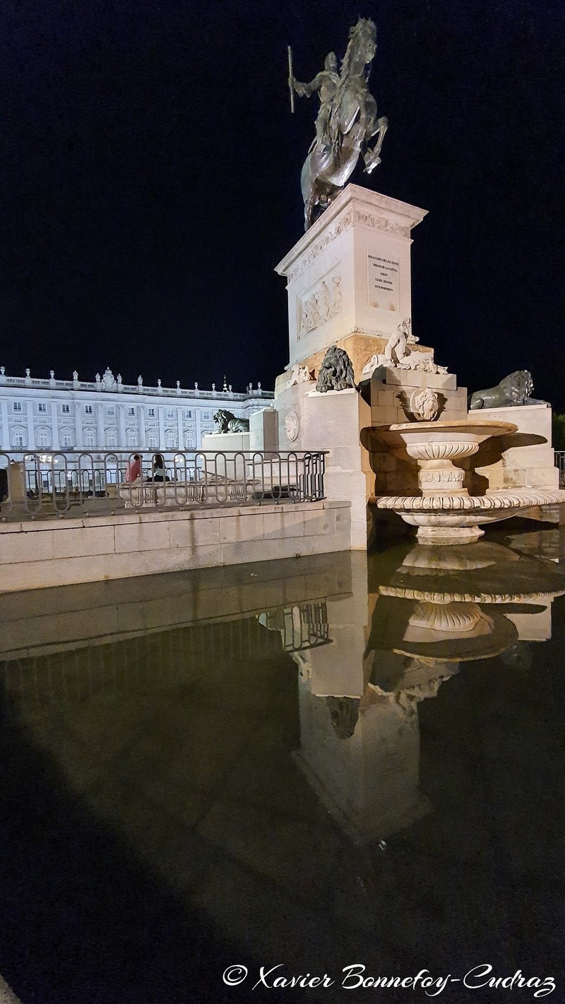 Madrid
Mots-clés: ESP Espagne geo:lat=40.41827284 geo:lon=-3.71205991 geotagged Madrid Opera Nuit Plaza de Oriente sculpture Monumento a Felipe IV