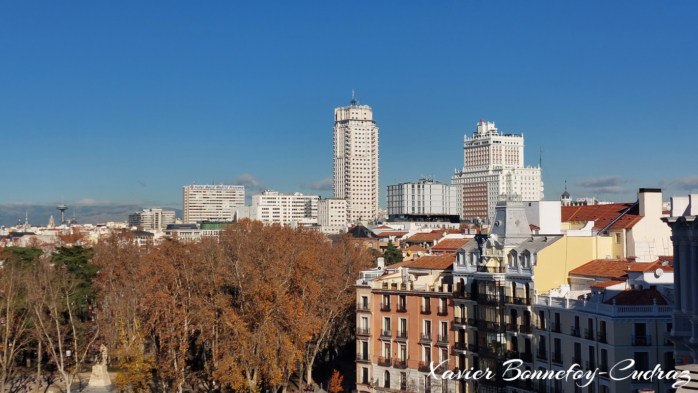 Madrid - Torre de Madrid y Edificio Espana
Mots-clés: ESP Espagne geo:lat=40.41745779 geo:lon=-3.71143430 geotagged Madrid Opera Central Palace Hotel Plaza de Oriente Edificio Espana Torre de Madrid Faro de Moncloa