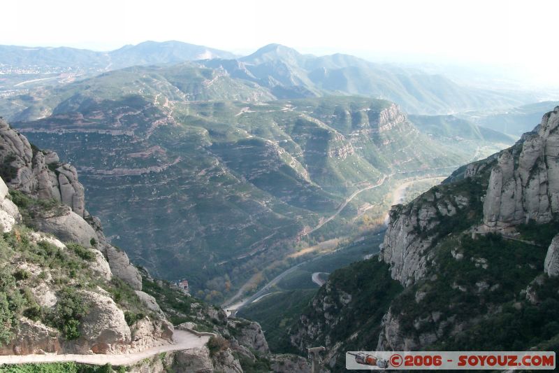 Vue sur la vallé de Monistrol
Mots-clés: Catalogne Espagne Montserrat cremallera funicular monestir san joan santa maria virgen negra