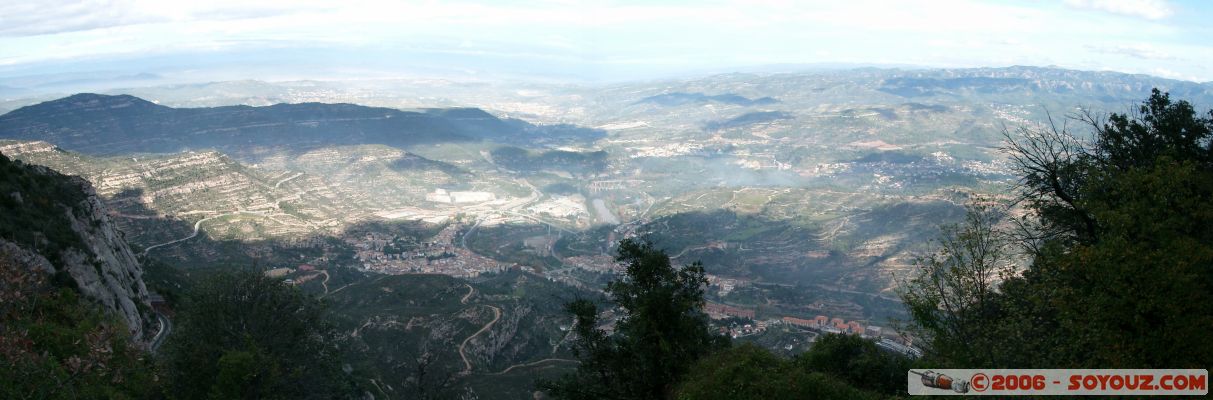 Panoramique sur la vallée
Mots-clés: Catalogne Espagne Montserrat cremallera funicular monestir san joan santa maria virgen negra