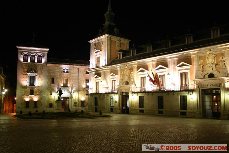 Ayutamiento (Hotel de Ville - City Hall)
