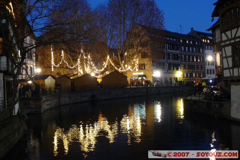 Strasbourg - Petite France
Place des Meuniers, 67000 Strasbourg, France
Mots-clés: sunset