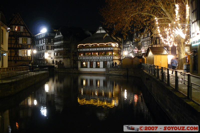 Strasbourg - Petite France
Rue du Fosse des Tanneurs, 67000 Strasbourg, France
Mots-clés: Nuit