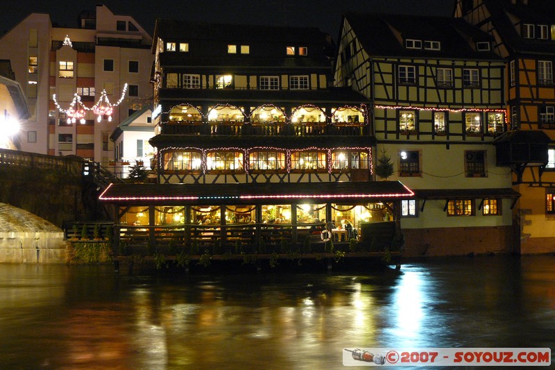 Strasbourg - Petite France
Rue du Fosse des Tanneurs, 67000 Strasbourg, France
Mots-clés: Nuit
