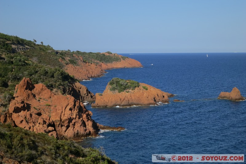 Massif de l'Esterel
Mots-clés: FRA France geo:lat=43.45601863 geo:lon=6.92183197 geotagged Le Trayas Provence-Alpes-CÃ´te d&#039;Azur ThÃ©oule-sur-Mer mer Montagne