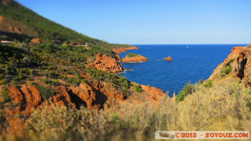 Massif de l'Esterel
Mots-clés: FRA France geo:lat=43.45601863 geo:lon=6.92183197 geotagged Le Trayas Provence-Alpes-CÃ´te d&#039;Azur ThÃ©oule-sur-Mer mer Montagne