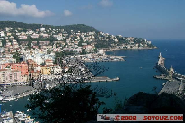 Nice - Le port depuis la Colline du Chateau
