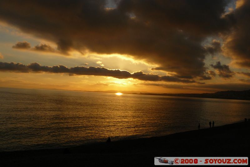 Nice - Coucher de Soleil sur la Baie des Anges
Mots-clés: sunset mer soleil