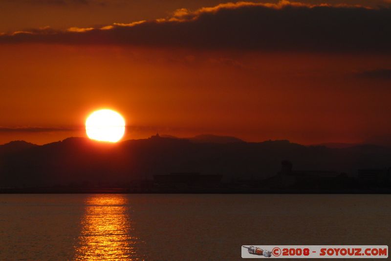 Nice - Coucher de Soleil sur la Baie des Anges
Mots-clés: sunset mer soleil