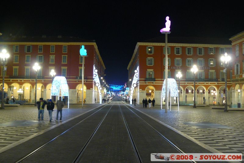 Nice by Night - Place Massena
Mots-clés: Nuit