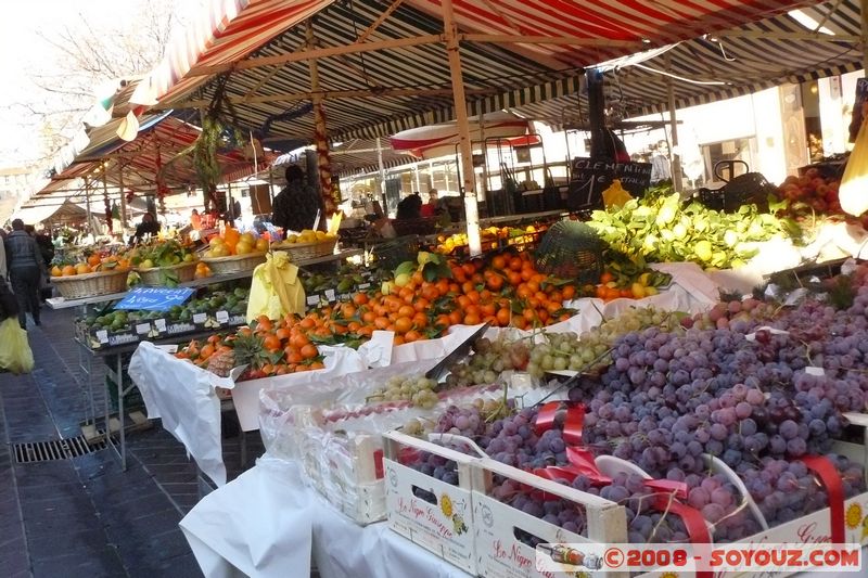 Nice - Le Cours Saleya - Marche
Mots-clés: Marche