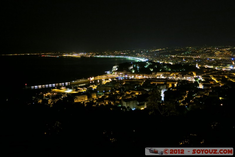 Vue sur Nice by Night depuis le Fort du Mont-Alban
Mots-clés: Nuit mer paysage