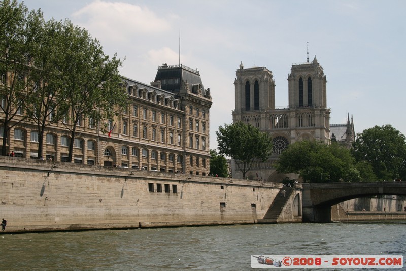 Notre-Dame de Paris
Rue G?t-le-Coeur, 75006 6?me Arrondissement Paris, Paris, France
Mots-clés: Eglise