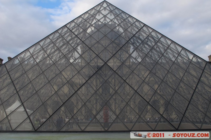 Paris - Pyramide du Louvre
Mots-clés: FRA France geo:lat=48.86067751 geo:lon=2.33572125 geotagged le-de-France Palais-Royal Paris 01 Louvre Louvre chateau