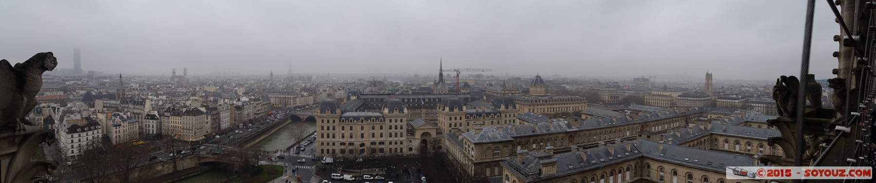 Paris - Vue depuis les tours de Notre-Dame - panorama
Mots-clés: FRA France geo:lat=48.85326297 geo:lon=2.34907061 geotagged le-de-France Paris Eglise Notre-Dame panorama