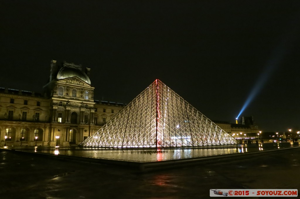 Paris by Night - Musee du Louvre
Mots-clés: FRA France geo:lat=48.86145393 geo:lon=2.33552814 geotagged le-de-France chateau Louvre Nuit