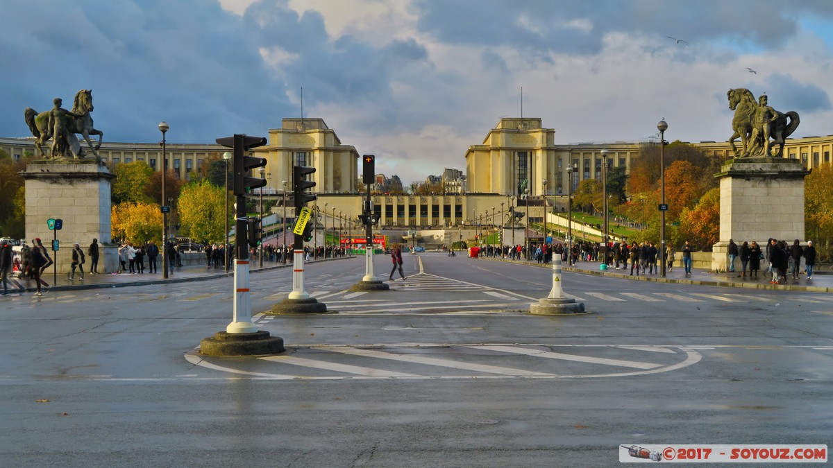 Paris - Palais de Chaillot et Pont d'Iena
Mots-clés: FRA France geo:lat=48.85900817 geo:lon=2.29350328 geotagged le-de-France Paris 16 Quai Branly Palais de Chaillot Pont d'Iena Pont Hdr