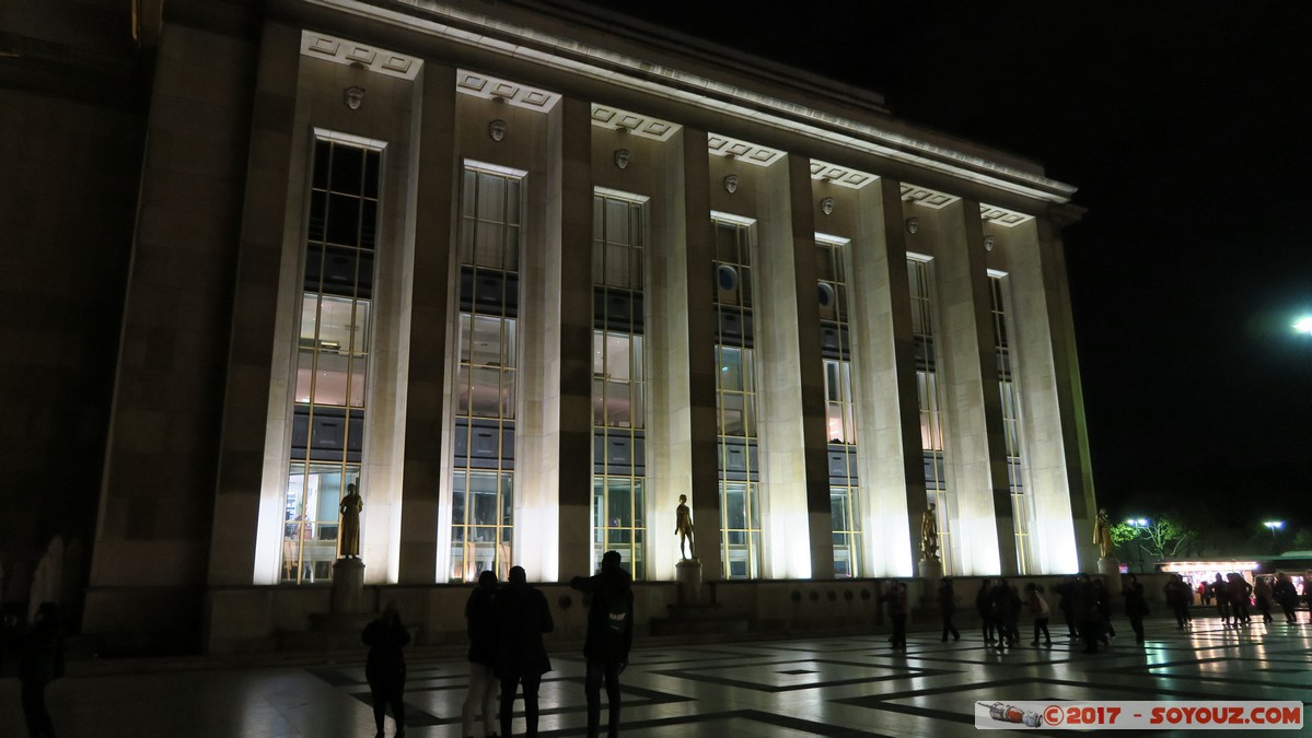 Paris by night - Trocadero - Palais de Chaillot
Mots-clés: FRA France geo:lat=48.86220563 geo:lon=2.28836149 geotagged le-de-France Paris 16 Paris 16 Passy Nuit Trocadero Palais de Chaillot