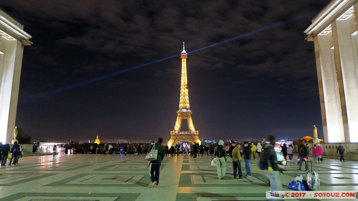 Paris by night - Trocadero - Parvis et Tour Eiffel
Mots-clés: FRA France geo:lat=48.86241561 geo:lon=2.28803158 geotagged le-de-France Paris 16 Paris 16 Passy Nuit Tour Eiffel Trocadero Palais de Chaillot Lumiere