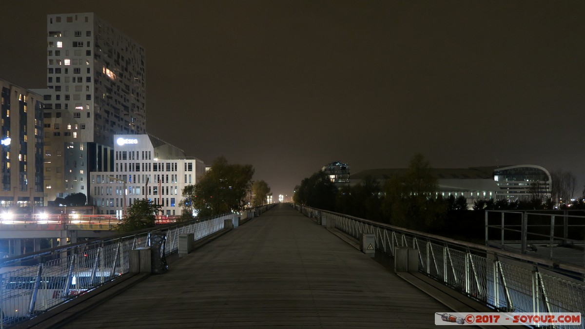 La Defense by night - La Jetee
Mots-clés: FRA France geo:lat=48.89283239 geo:lon=2.23476827 geotagged le-de-France La Defense Puteaux Nuit La Jetée