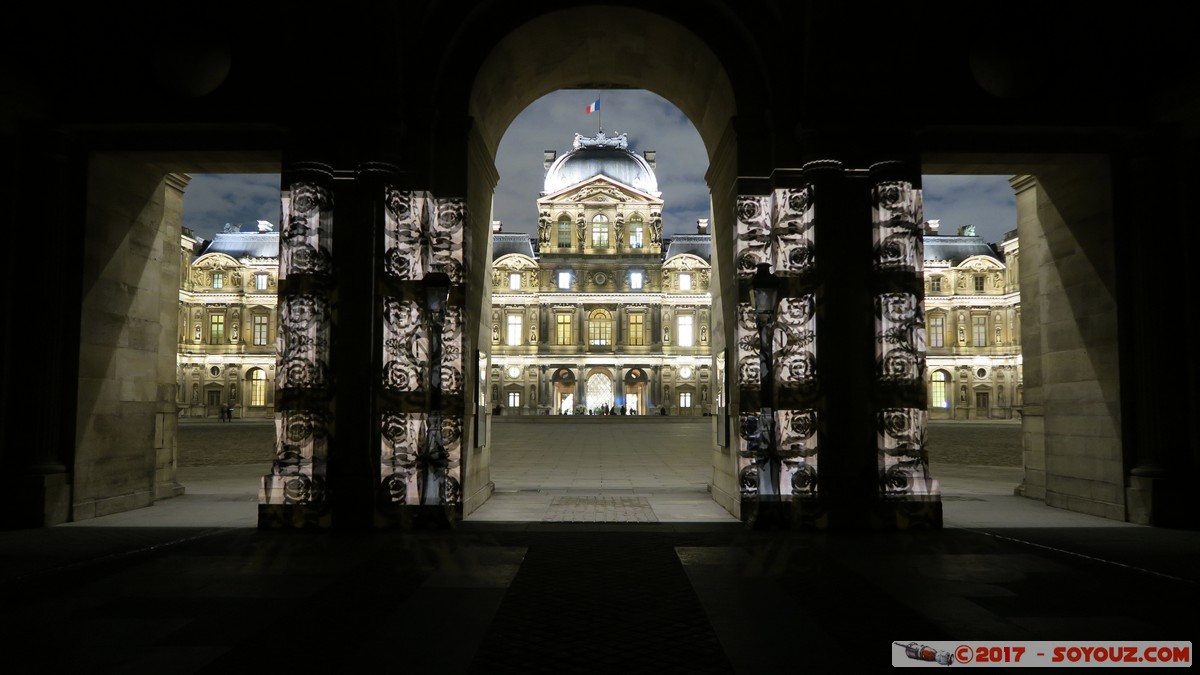 Paris by night - Musee du Louvre - Ombre et Lumiere
Mots-clés: FRA France geo:lat=48.86012342 geo:lon=2.33955681 geotagged le-de-France Paris 01 Paris 04 Ancien - Quartier Louvre Nuit Musee du Louvre Cour carree Lumiere