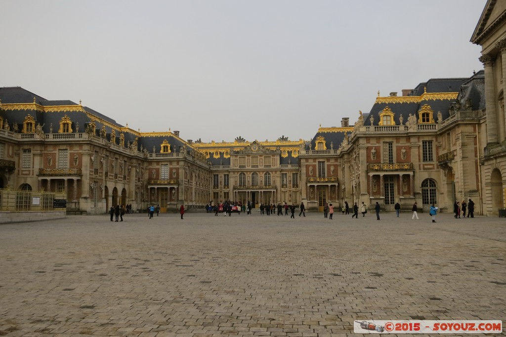 Chateau de Versailles - Cour Royale
Mots-clés: FRA France geo:lat=48.80438147 geo:lon=2.12187946 geotagged le-de-France Versailles Chateau de Versailles chateau patrimoine unesco