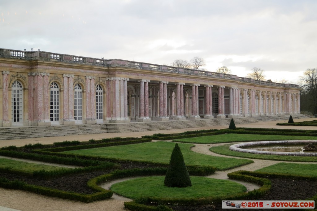 Le Grand Trianon - Jardins
Mots-clés: Arrondissement de Versailles FRA France geo:lat=48.81502050 geo:lon=2.10480988 geotagged le-de-France Versailles Chateau de Versailles chateau patrimoine unesco Le Grand Trianon