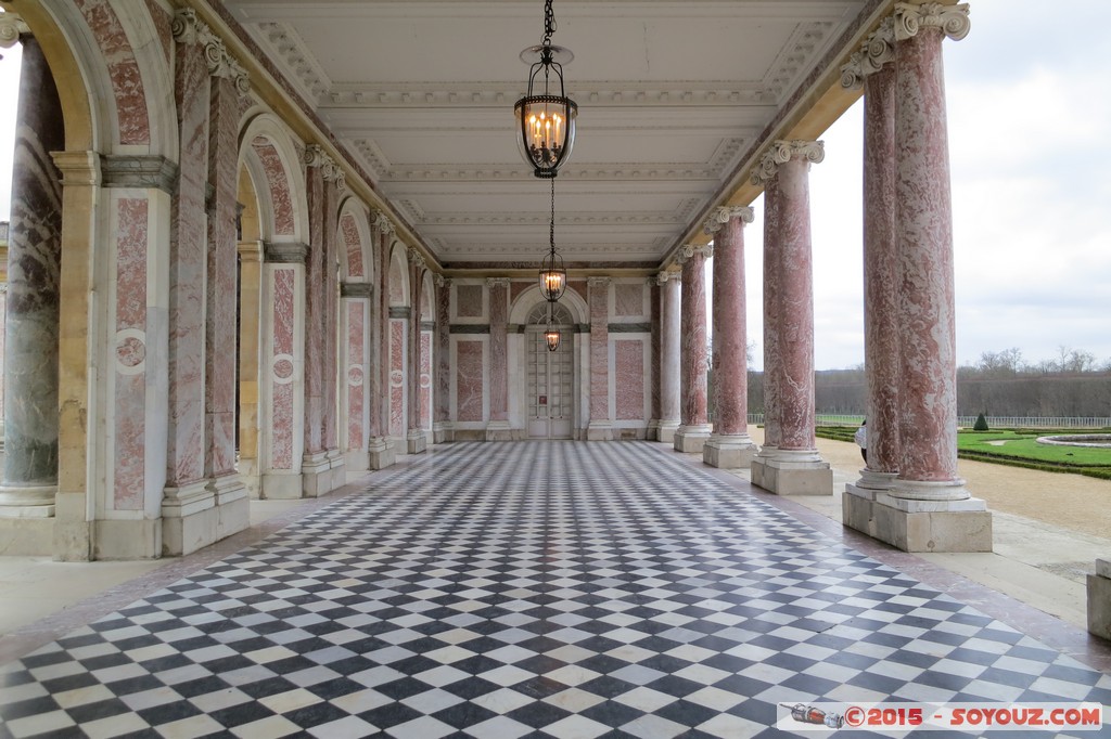 Le Grand Trianon - Le Peristyle
Mots-clés: Arrondissement de Versailles FRA France geo:lat=48.81464606 geo:lon=2.10475087 geotagged le-de-France Versailles Chateau de Versailles chateau patrimoine unesco Le Grand Trianon