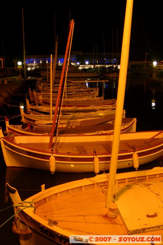 Le port de Cassis
Mots-clés: Nuit Port