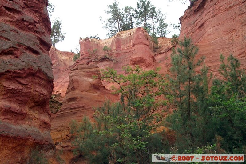 Le sentier des Ocres
