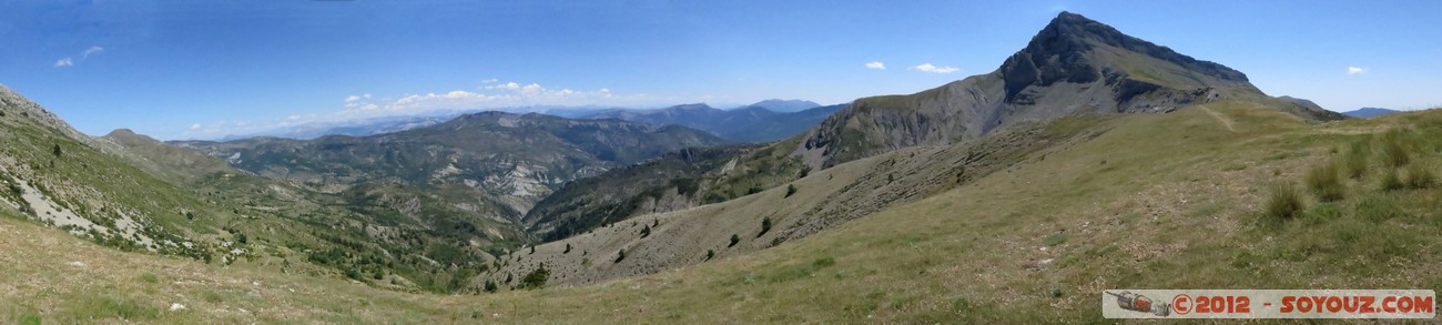 Mont Chiran - Vue sur le Mourre de Chanie - panoramar
Mots-clés: panorama Montagne