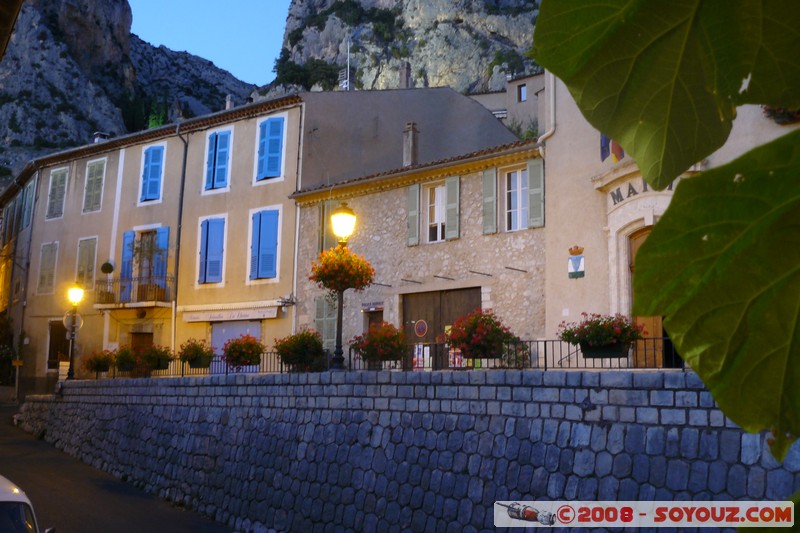 Moustiers-Sainte-Marie
Mots-clés: Nuit